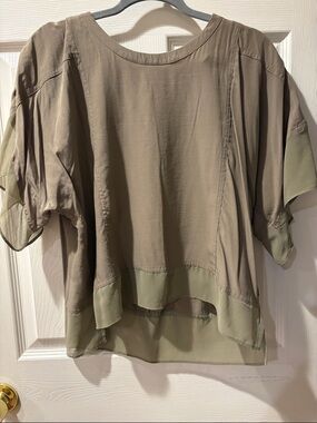 Dkny Olive Green Layered Short Sleeve Blouse
